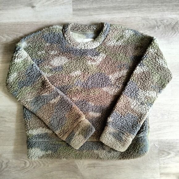 Thread & Supply olive camo sherpa fleece pullover sweater soft long sleeve - Picture 1 of 7